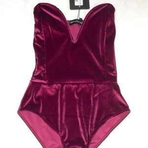 Pretty Little Thing plunge bodysuit